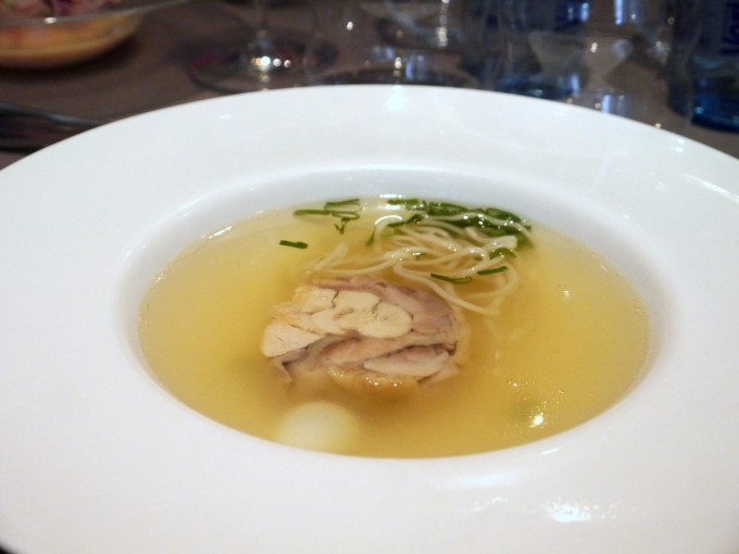 Sopa de gallina