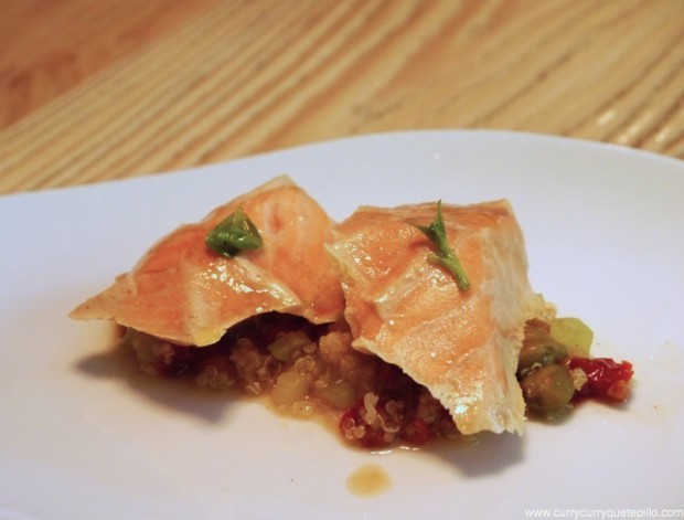 Salmón cocido a baja temperatura con quinoa y alcaparras