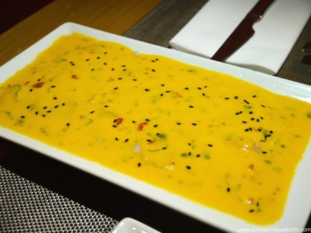 Tiradito de lubina con ají amarillo