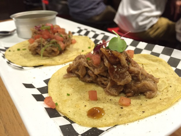 Taco Mex de cochinilo.