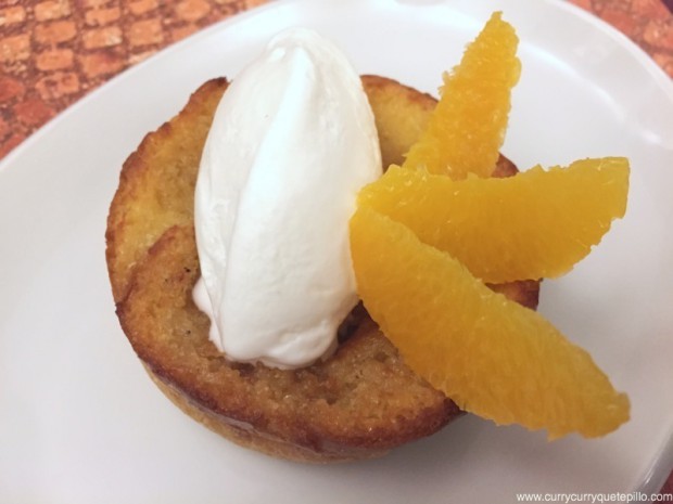 Torrija horneada con naranja y helado en Cervecería Gastronómica Mondoré